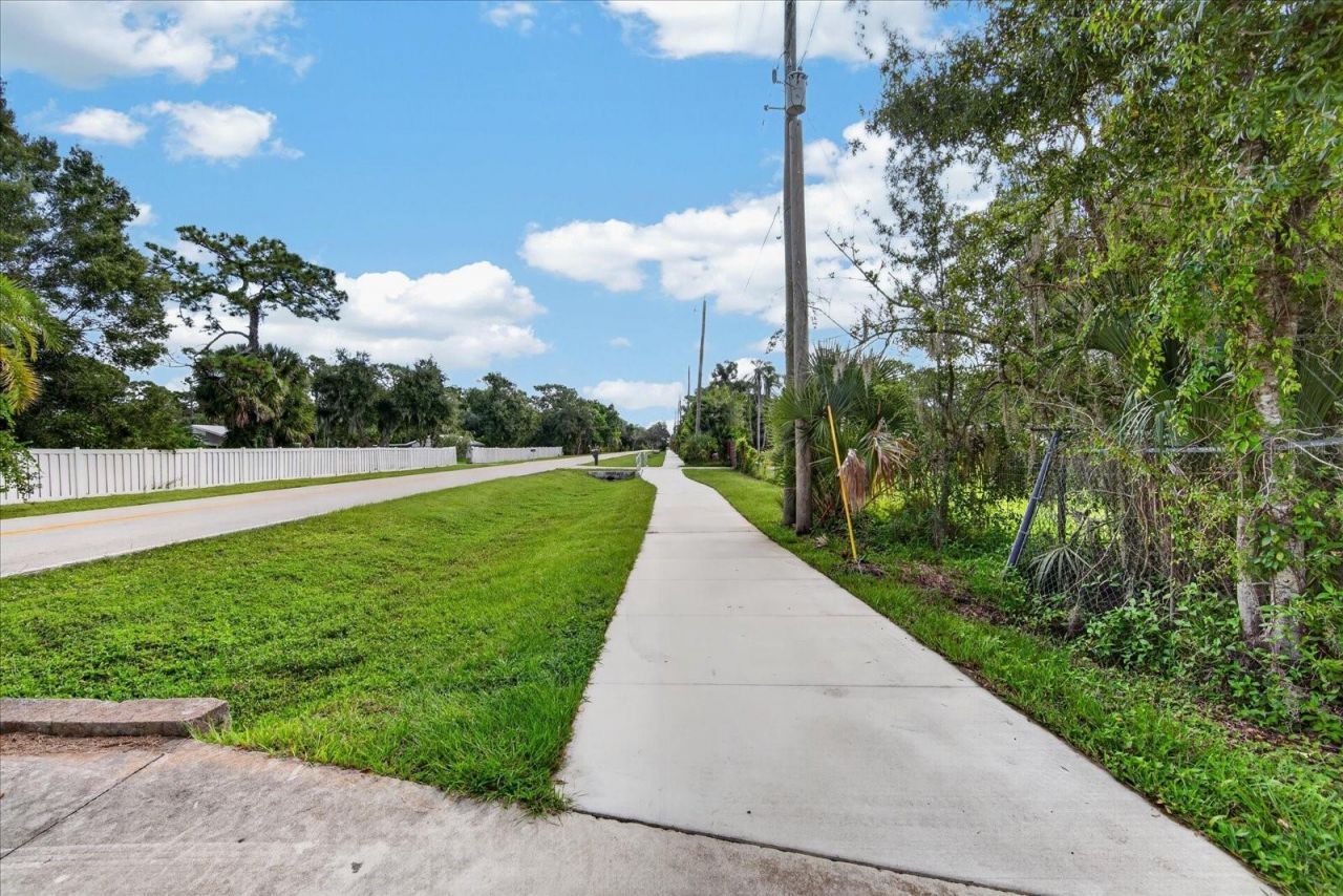 2140 Desoto Road , Sarasota, FL 34234 Photo