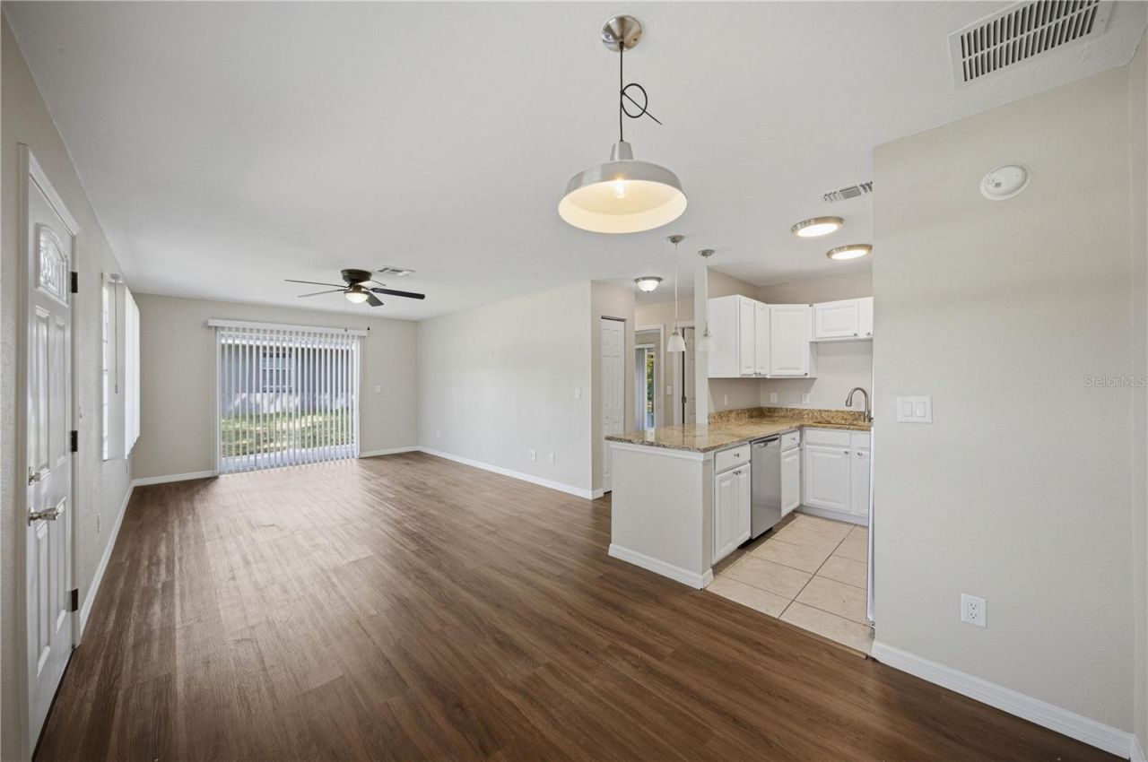 21234 SW Raintree Street , Dunnellon, FL 34431 Photo