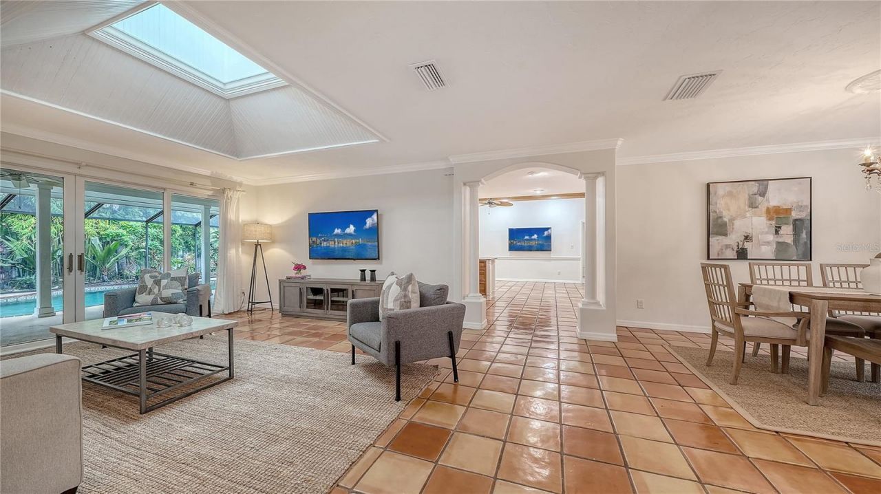 4887 Peregrine Point Circle E, Sarasota, FL 34231 Photo