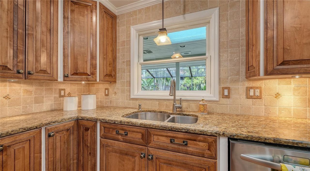 4887 Peregrine Point Circle E, Sarasota, FL 34231 Photo