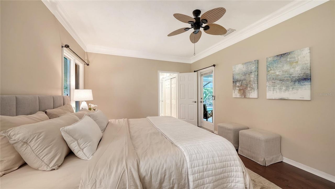 4887 Peregrine Point Circle E, Sarasota, FL 34231 Photo