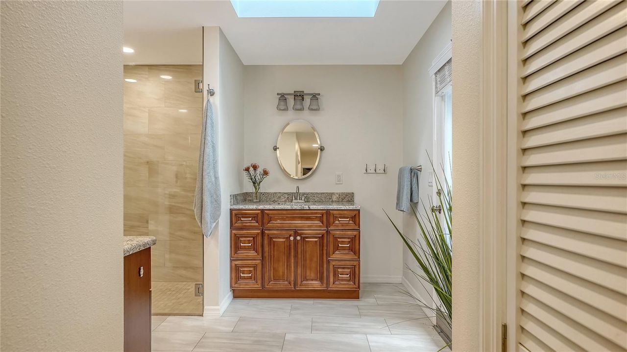 4887 Peregrine Point Circle E, Sarasota, FL 34231 Photo