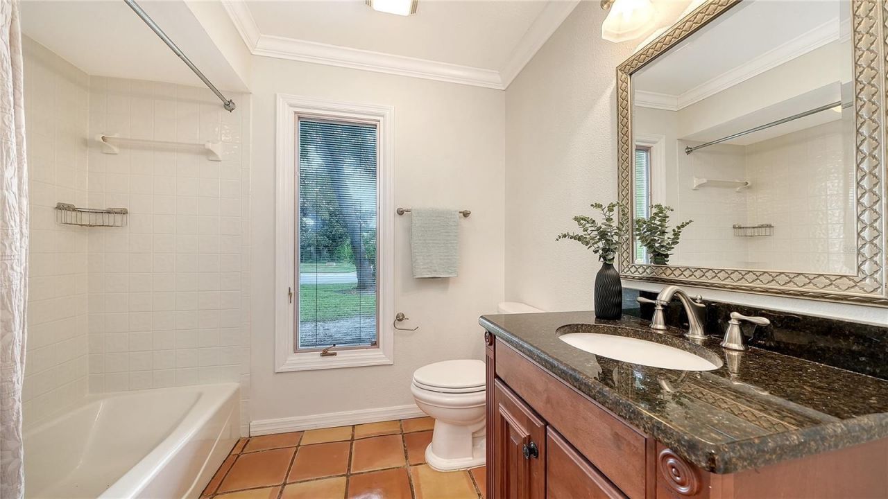 4887 Peregrine Point Circle E, Sarasota, FL 34231 Photo