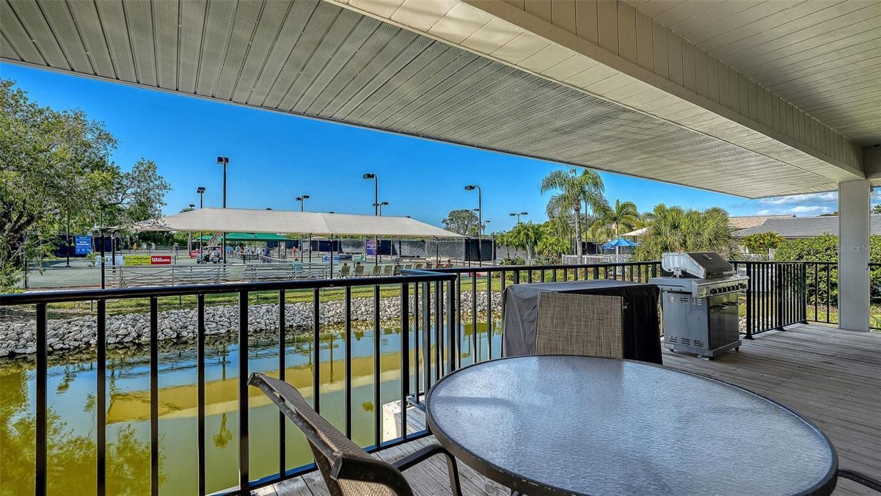 4887 Peregrine Point Circle E, Sarasota, FL 34231 Photo