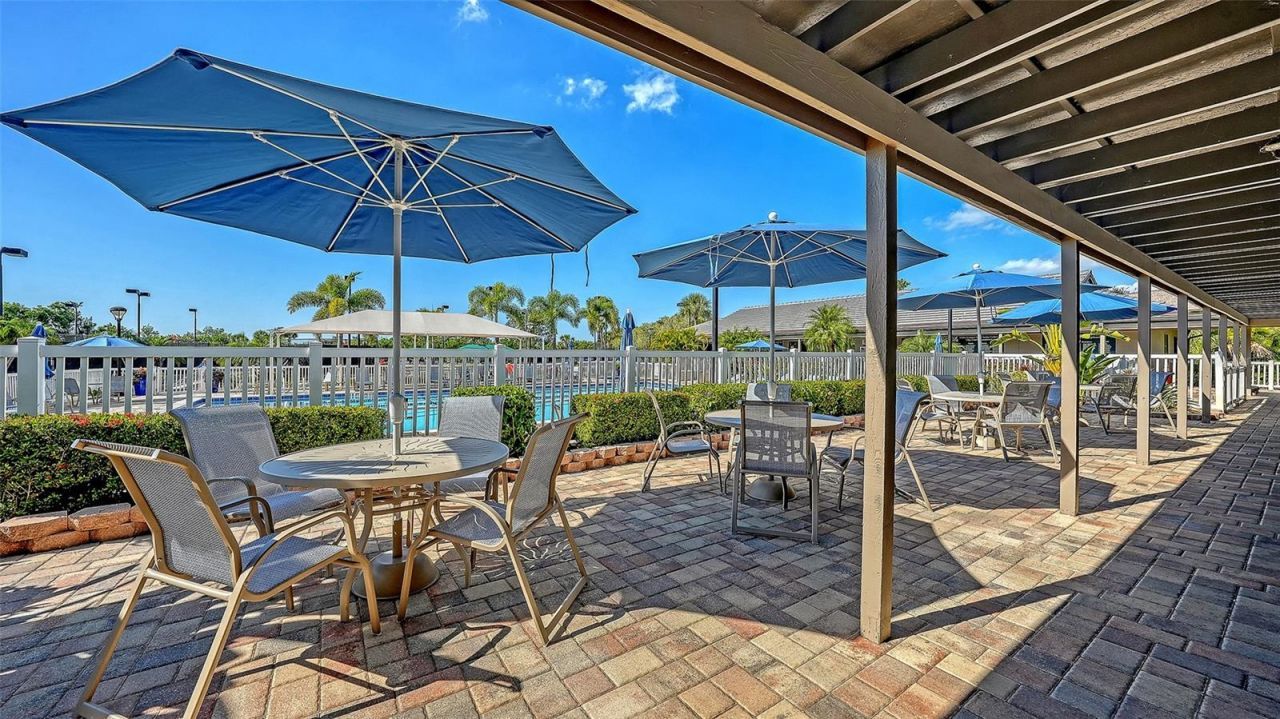 4887 Peregrine Point Circle E, Sarasota, FL 34231 Photo
