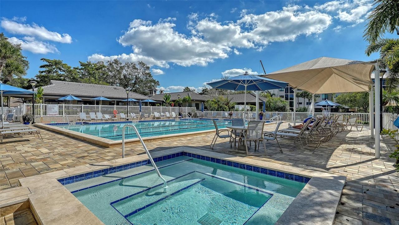 4887 Peregrine Point Circle E, Sarasota, FL 34231 Photo