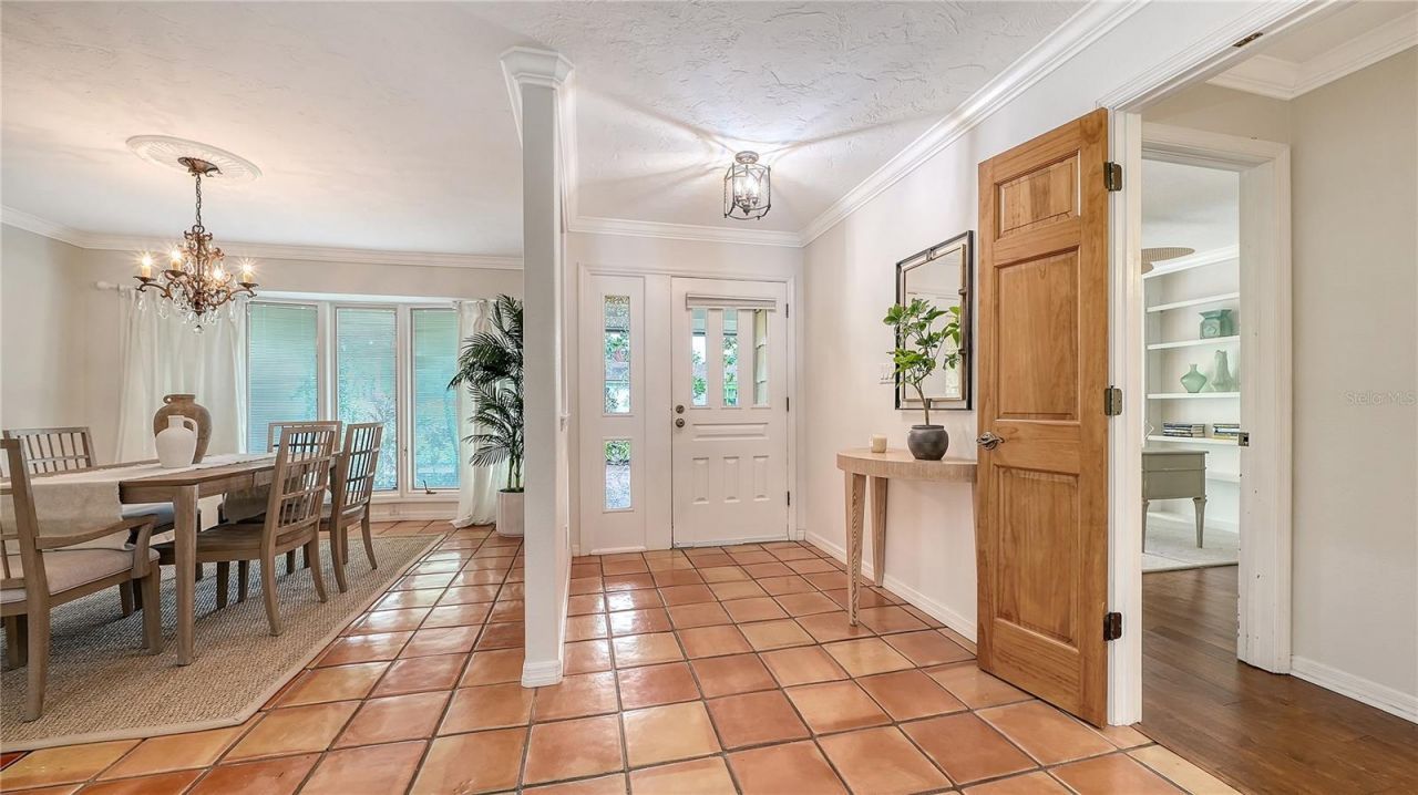 4887 Peregrine Point Circle E, Sarasota, FL 34231 Photo