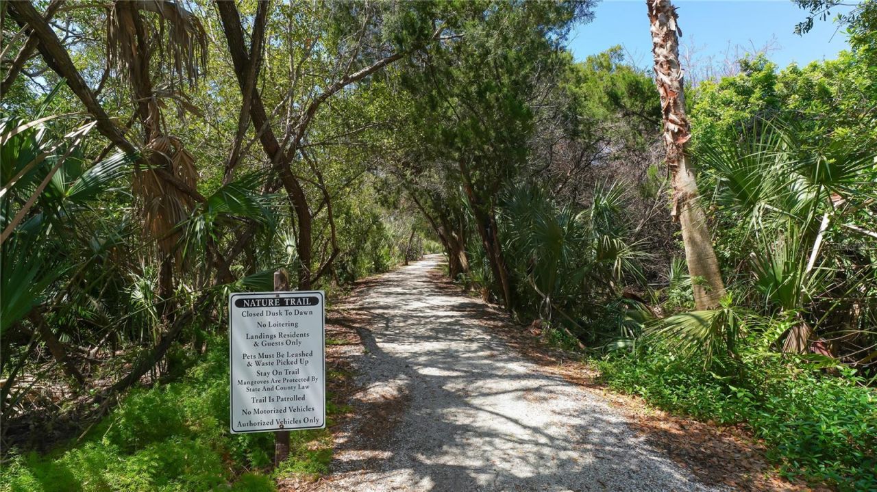 4887 Peregrine Point Circle E, Sarasota, FL 34231 Photo