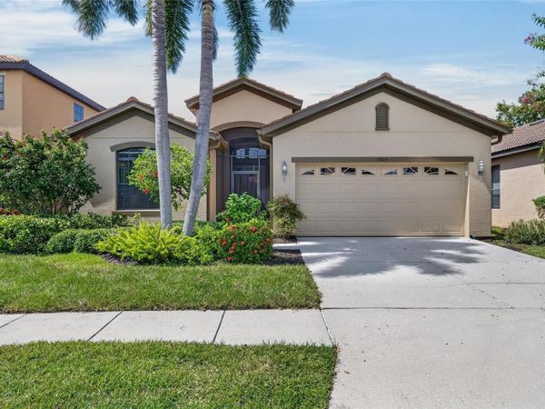 5804 HIDDEN FALLS LANE , APOLLO BEACH, FL 33572