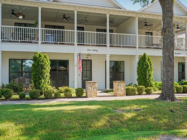 430 W El Paso Street , Broken Arrow, OK 74012