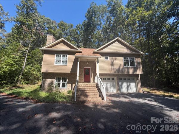 383 Lee Avenue, Lexington, NC 27295