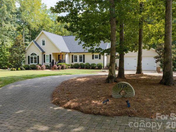 1125 Ballpark Drive , Mooresville, NC 28115