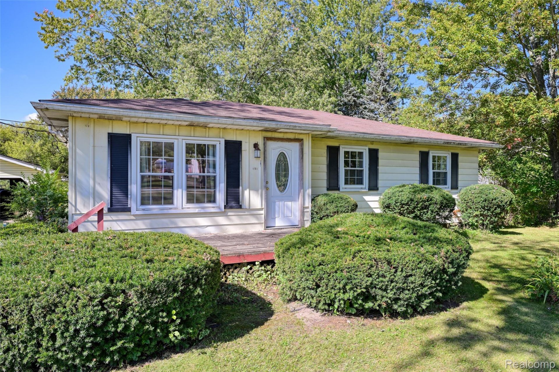 207 East Road, Holly Village, Mi 48442 Main Photo