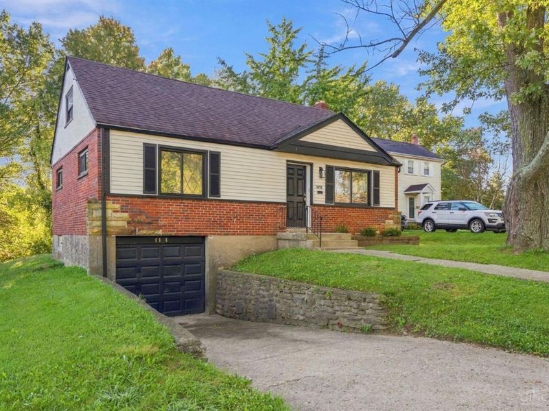 6458 Daly Rd, Cincinnati, OH 45224 Photo 2