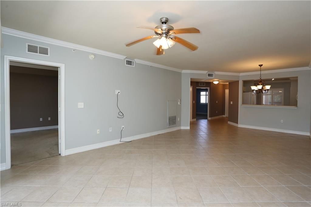 7811 Regal Heron Cir, Unit 4-204, Naples, FL 34104 Photo