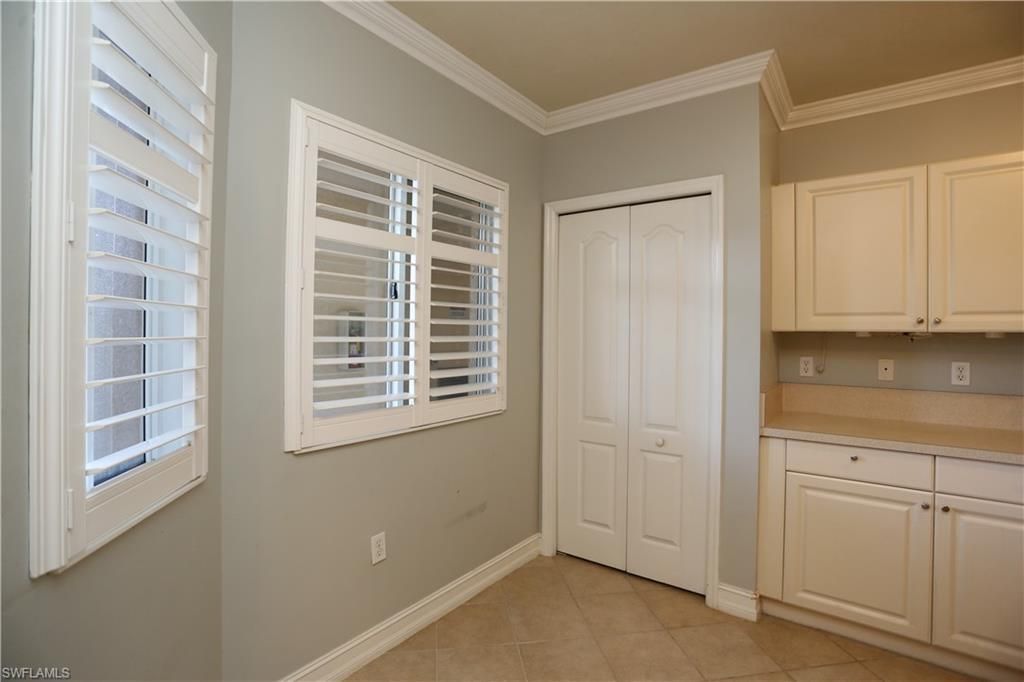 7811 Regal Heron Cir, Unit 4-204, Naples, FL 34104 Photo