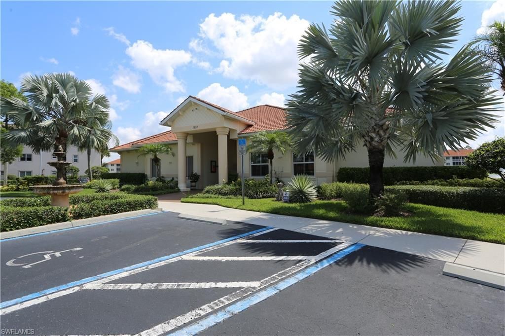 7811 Regal Heron Cir, Unit 4-204, Naples, FL 34104 Photo