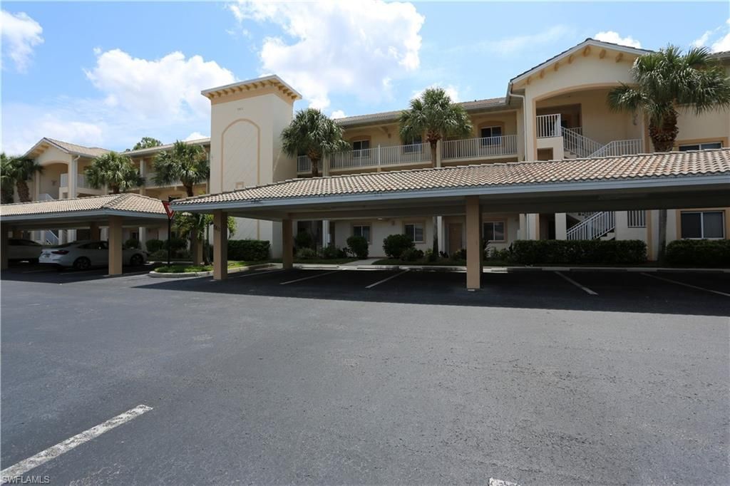 7811 Regal Heron Cir, Unit 4-204, Naples, FL 34104 Photo