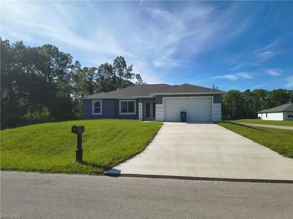 2919 52nd ST W, LEHIGH ACRES, FL 33971