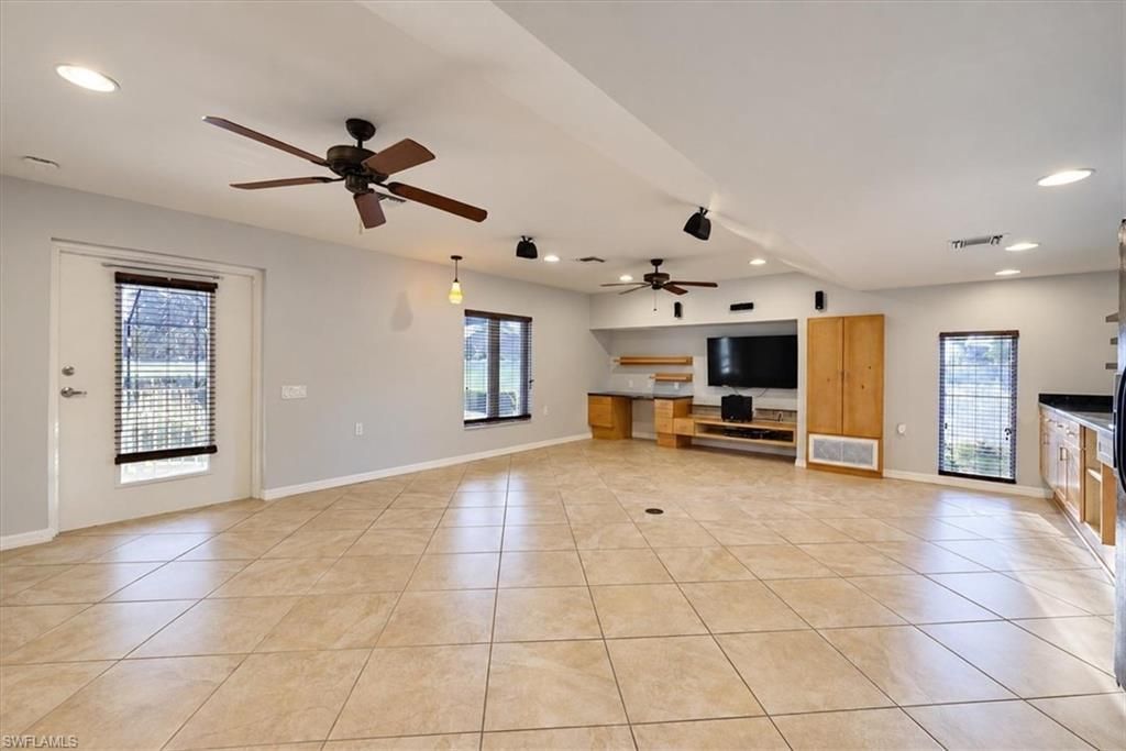 3828 SW 10th Pl , Cape Coral, FL 33914 Photo