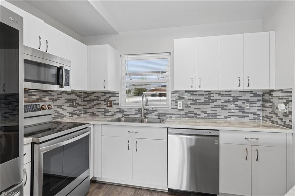 3828 SW 10th Pl , Cape Coral, FL 33914 Photo