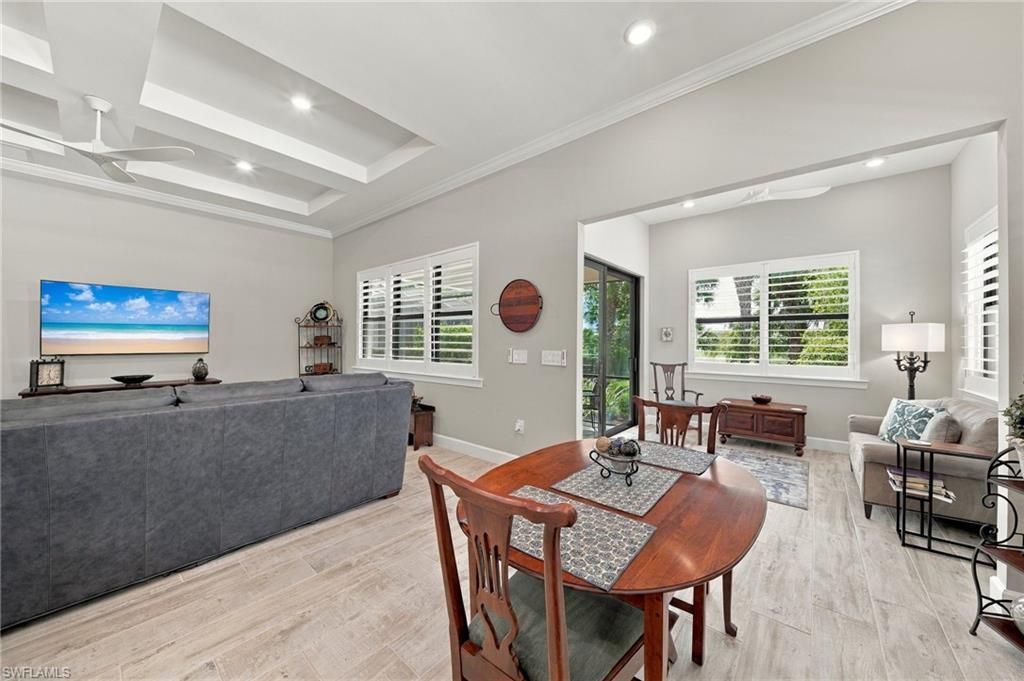 9724 Everglades Dr, Naples, FL 34120 Photo