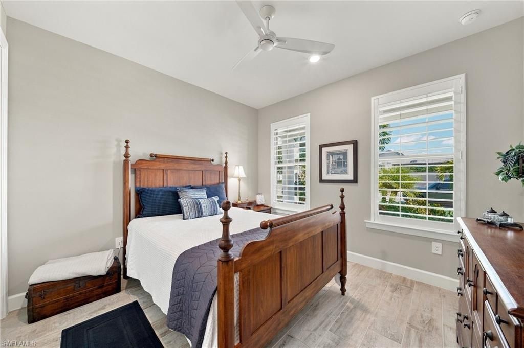 9724 Everglades Dr, Naples, FL 34120 Photo