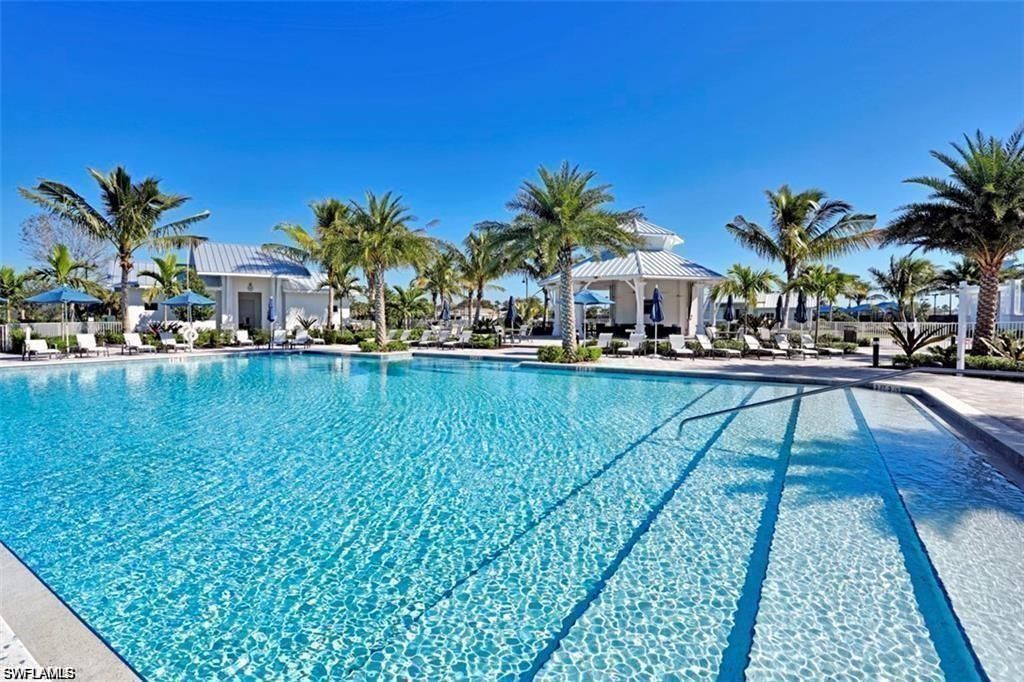 9724 Everglades Dr, Naples, FL 34120 Photo