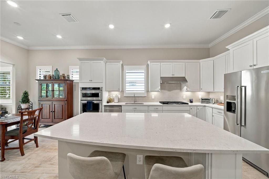 9724 Everglades Dr, Naples, FL 34120 Photo