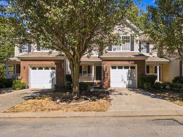 737 Tulip Grove Rd, Unit 202, Hermitage, TN 37076