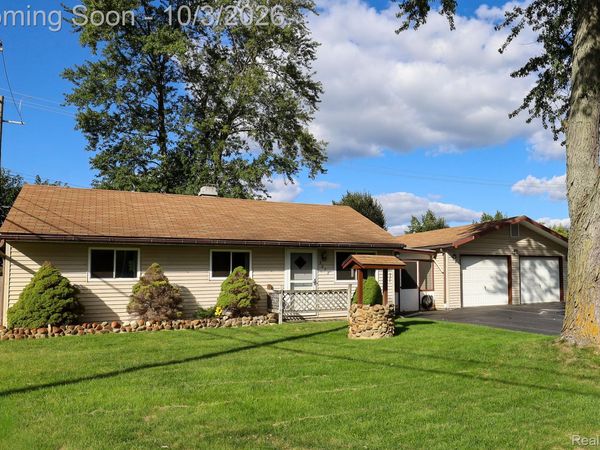 5072 Joangay Boulevard, Waterford Township, Mi 48327