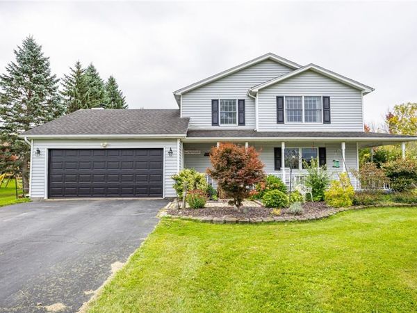 2132 Kenyon Road , Ontario, NY 14519