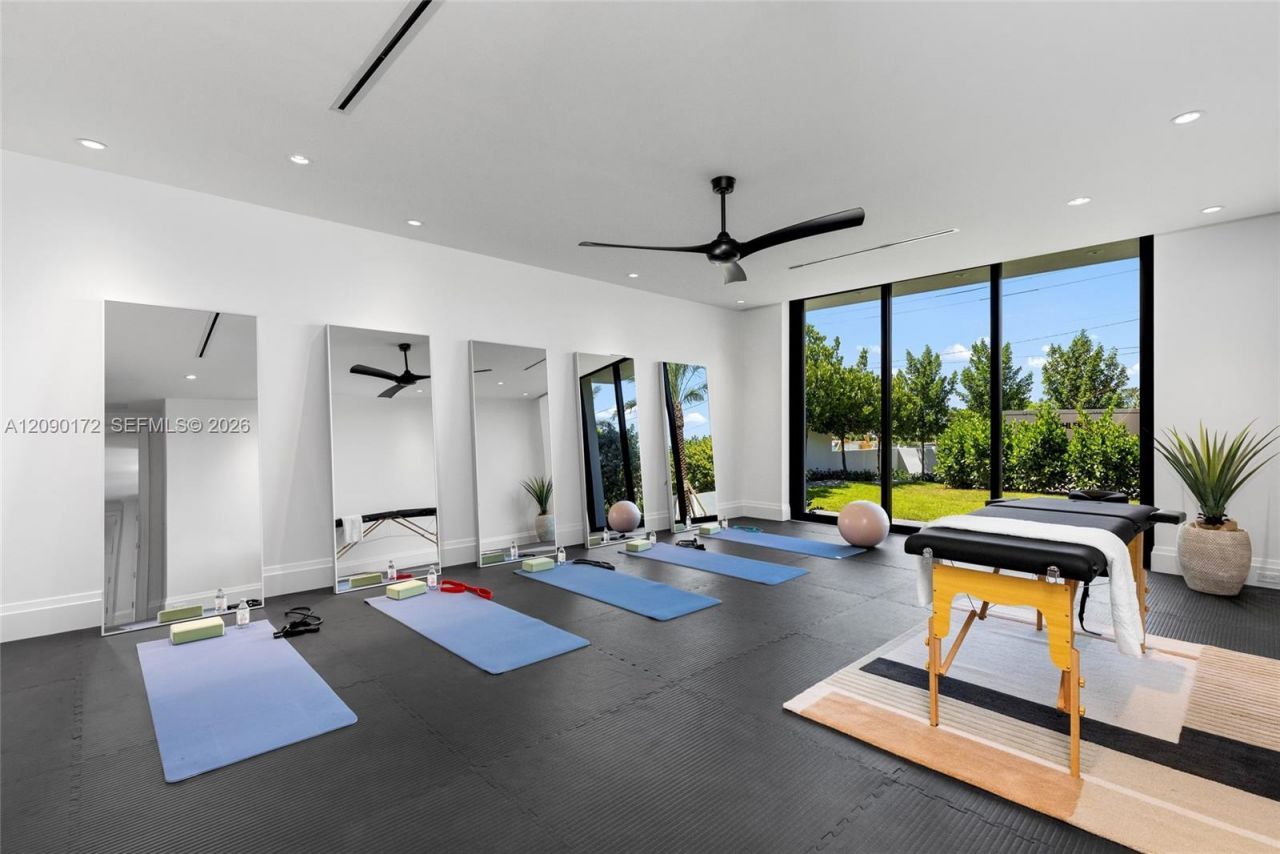 961 Hillsboro Mile, Hillsboro Beach, FL 33062 Photo
