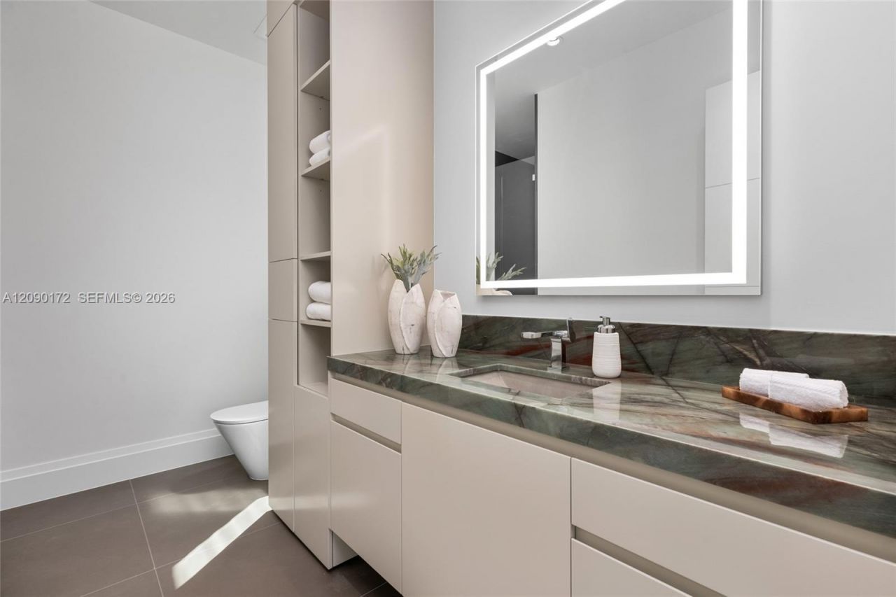 961 Hillsboro Mile, Hillsboro Beach, FL 33062 Photo