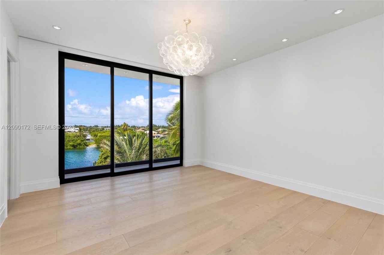 961 Hillsboro Mile, Hillsboro Beach, FL 33062 Photo