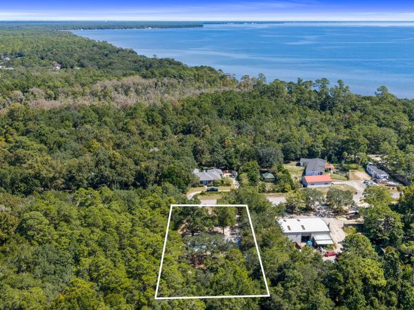 74 Maple Street, Freeport, FL 32439