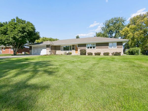 2705 Calmer Drive, Joliet, IL 60433
