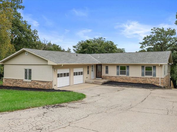 6511 203rd Ave, Bristol, WI 53104