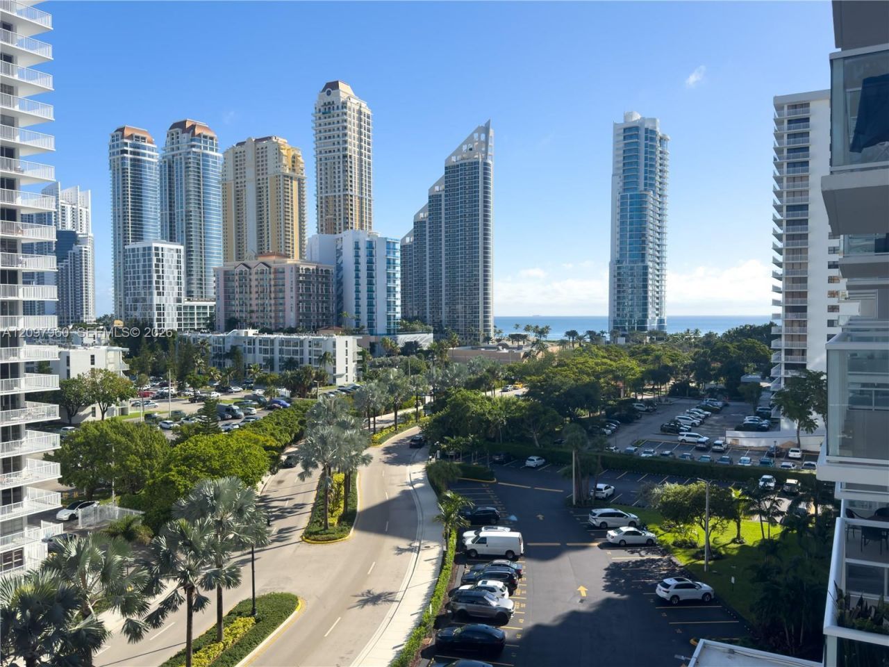 230 174th St , Unit 911, Sunny Isles Beach, FL 33160 Photo
