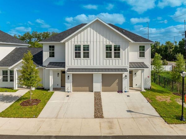 6313 ELK RUN PLACE , TAMPA, FL 33614