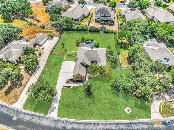 921 Santa Cruz , New Braunfels, TX 78132