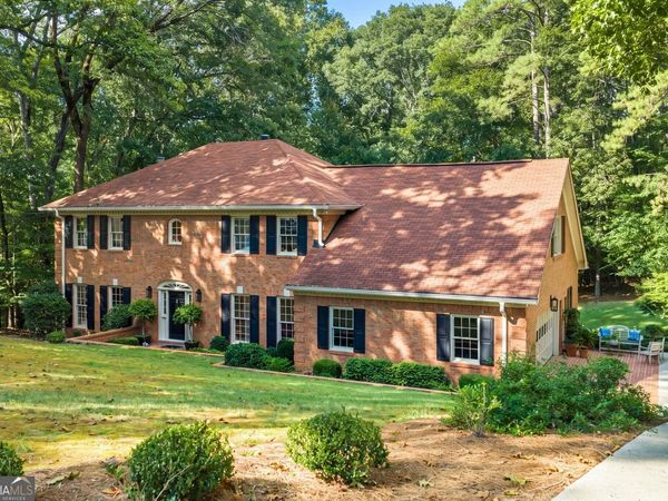 200 Wedgeway, Sandy Springs, GA 30350