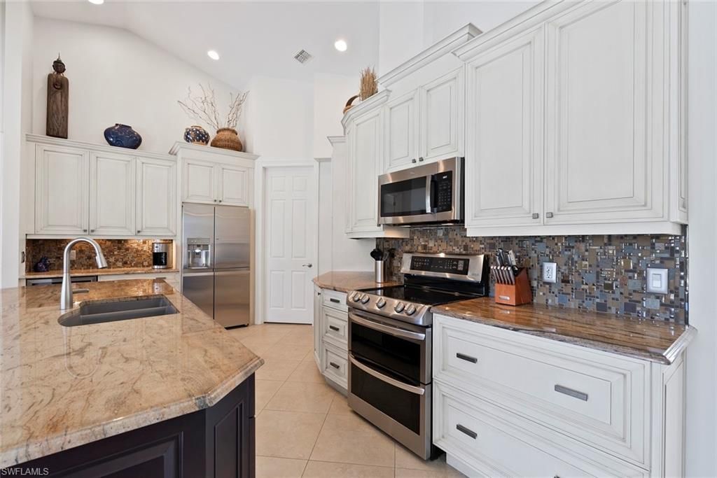 8949 Lely Island Cir , Naples, FL 34113 Photo