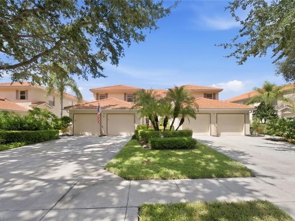 250 Robin Hood CIR , Unit 201, NAPLES, FL 34104