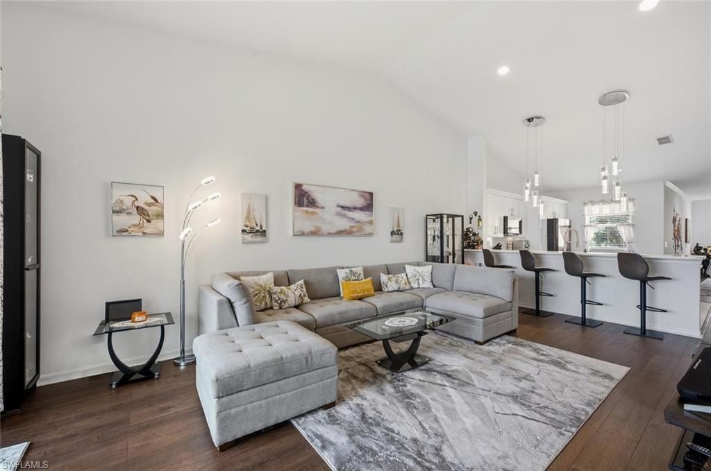 250 Robin Hood Cir , Unit 201, Naples, FL 34104 Photo