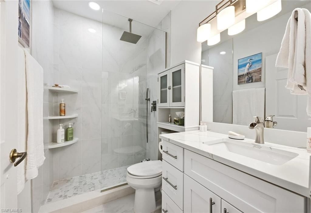 250 Robin Hood Cir , Unit 201, Naples, FL 34104 Photo