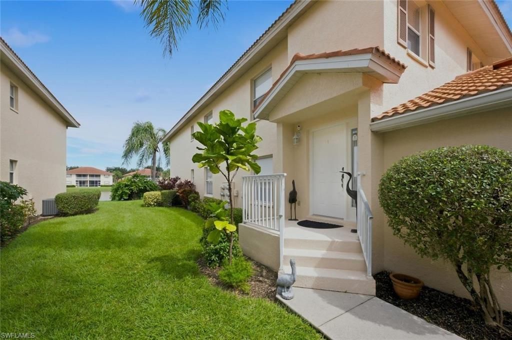 250 Robin Hood Cir , Unit 201, Naples, FL 34104 Photo