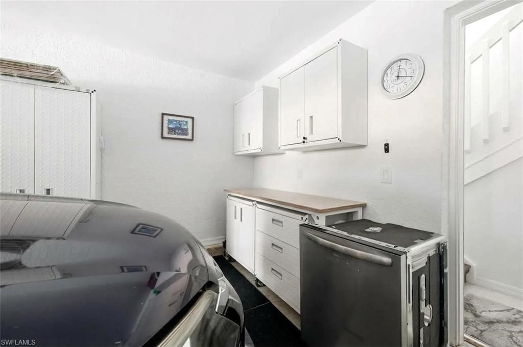 250 Robin Hood Cir , Unit 201, Naples, FL 34104 Photo
