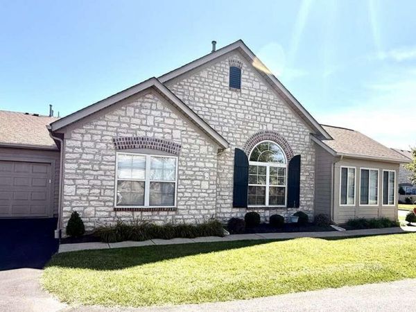 2835 N Canterbury Circle , Port Clinton, OH 43452