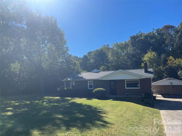 2010 Pine Top Drive, Gastonia, NC 28054